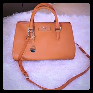 Hand bag